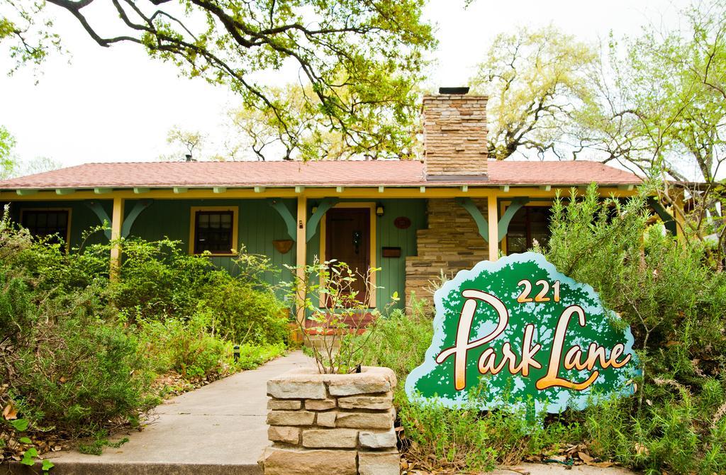 Park Lane Guest House Austin Exterior photo