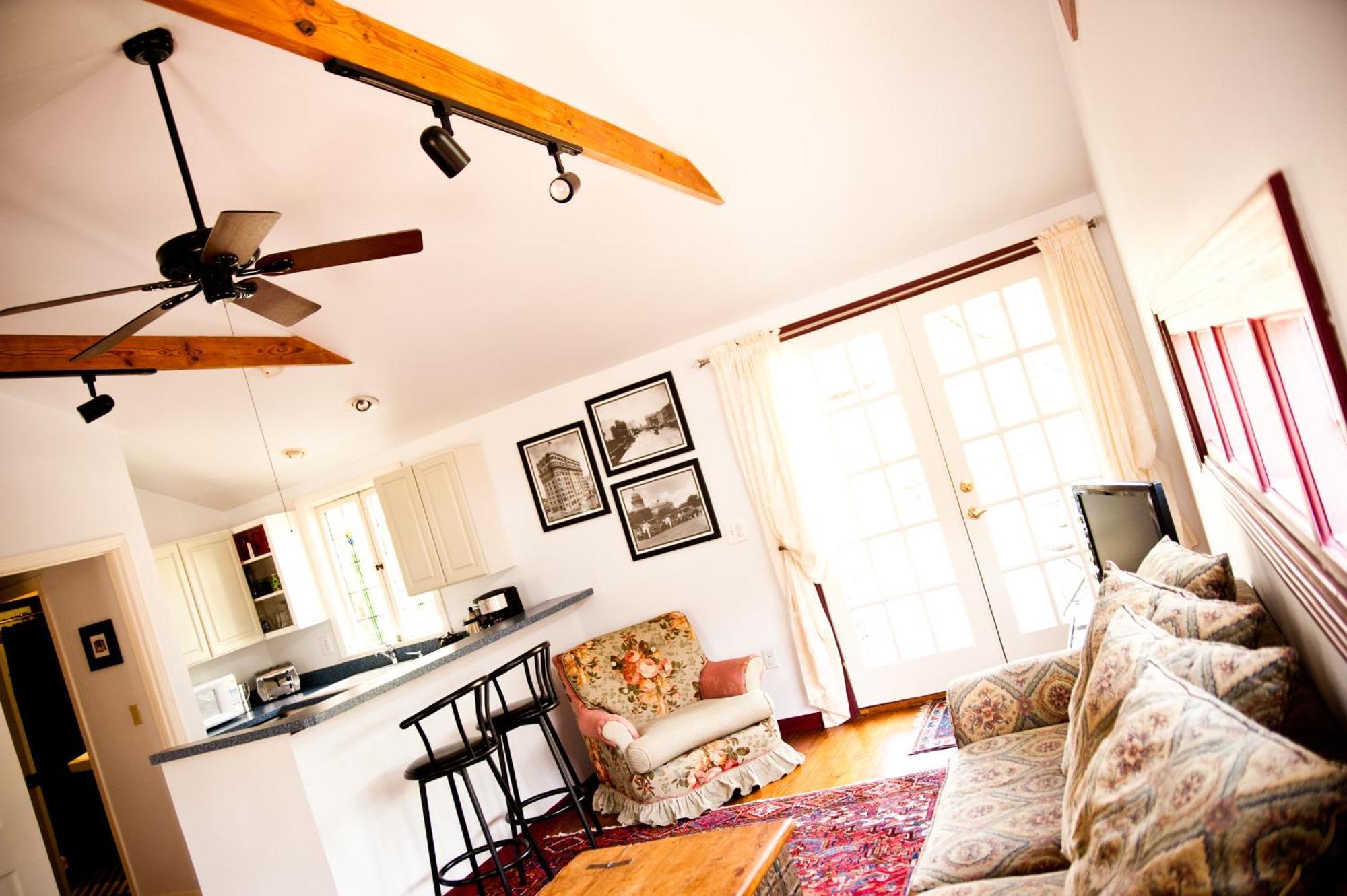 Park Lane Guest House Austin Room photo